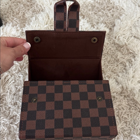 Sunglasses organizer - Picture 3 of 4